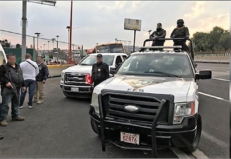 Tras una persecución elementos de SSEM y FGJEM aseguraron a un probable secuestrador en Ecatepec