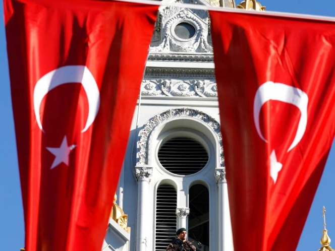 Turquía pide a sus ciudadanos no visitar EU por terrorismo y arrestos arbitrarios