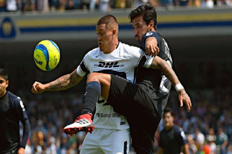 Pumas empata a Chivas 1-1 en estadio Universitario