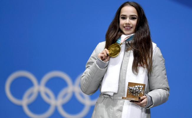 Con solo 15 años, Alina Zagitova se convierte en la nueva reina olímpica del patinaje