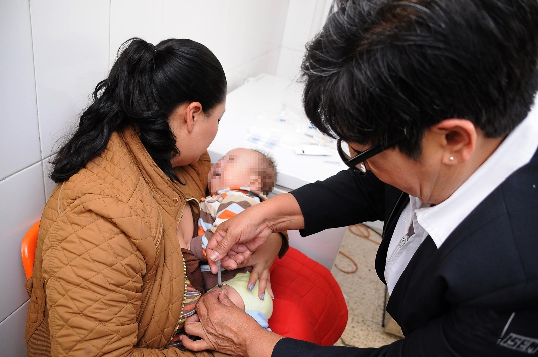 Urge senadora Beltrones una campaña de  vacunación contra el sarampión