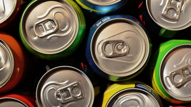 Bebidas gaseosas azucaradas aumentan el riesgo de padecer cáncer