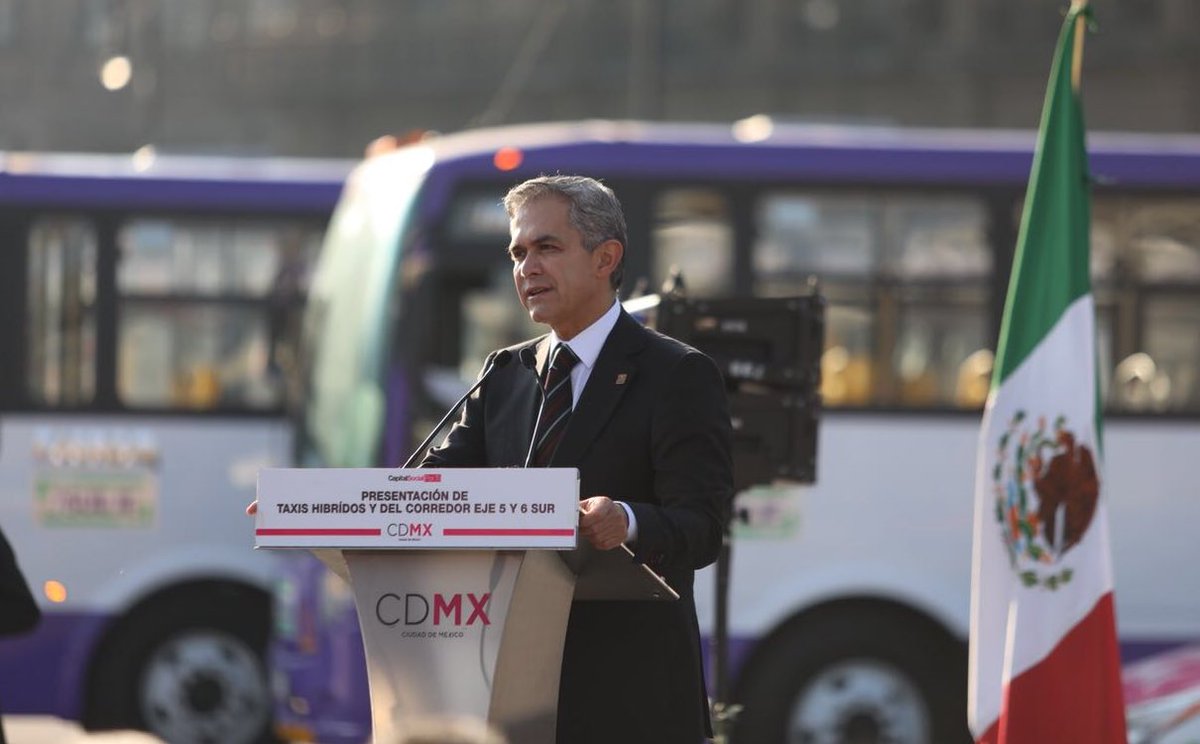 Sacan de circulación a 300 microbuses en los ejes 5 y 6