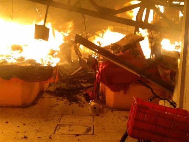 Controlan incendios en supermercado de la GAM y Mercado Hidalgo