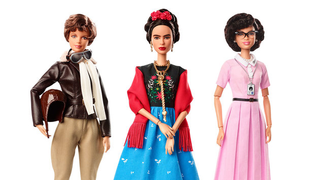 Barbie rinde tributo a mujeres que han hecho historia