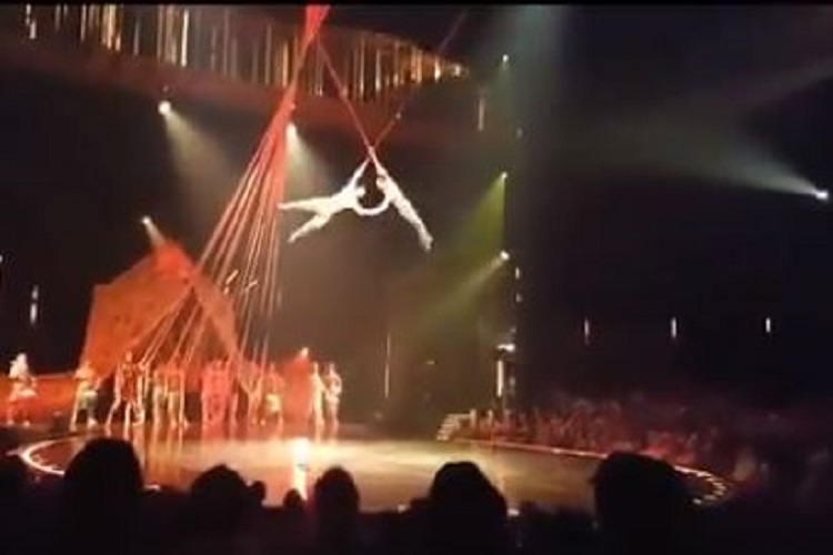 Murió acróbata del Cirque du Solei tras caer durante una actuación en Tampa, Florida