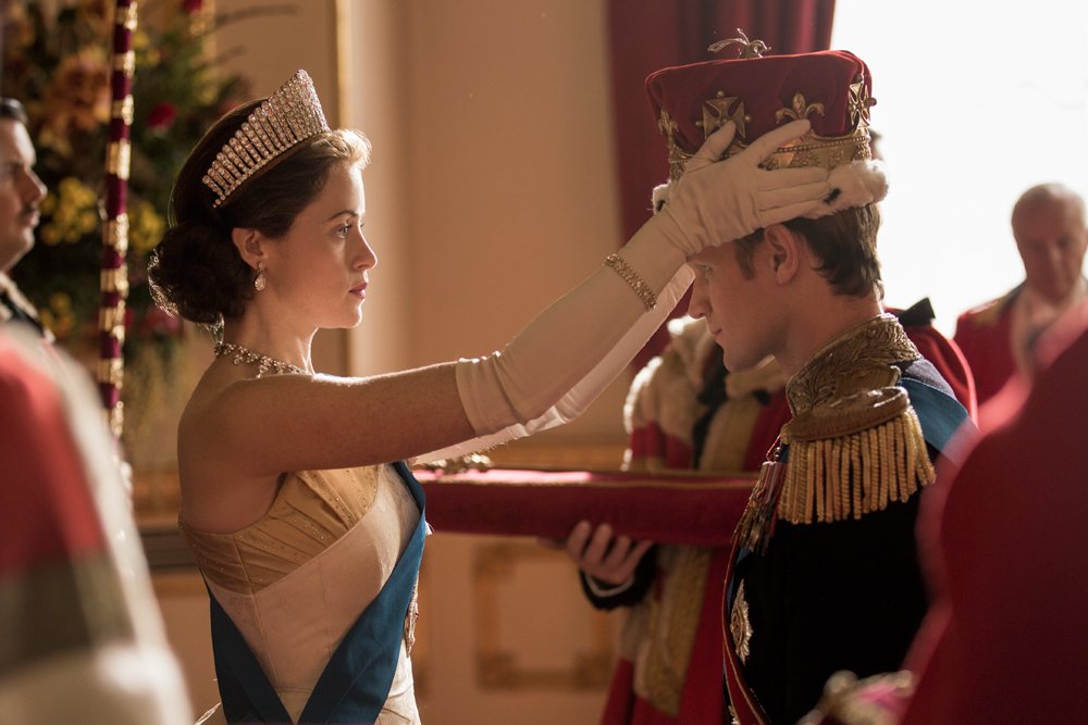 Claire Foy, la reina Isabel en ‘The Crown’, cobró menos que Matt Smith, su consorte en la serie