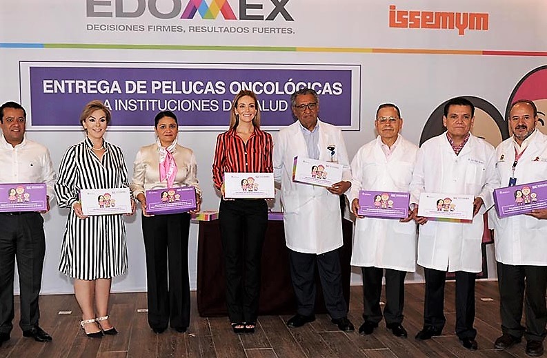 Entrega Fernanda Castillo de Del Mazo pelucas oncológicas a hospitales mexiquenses de alta especialidad