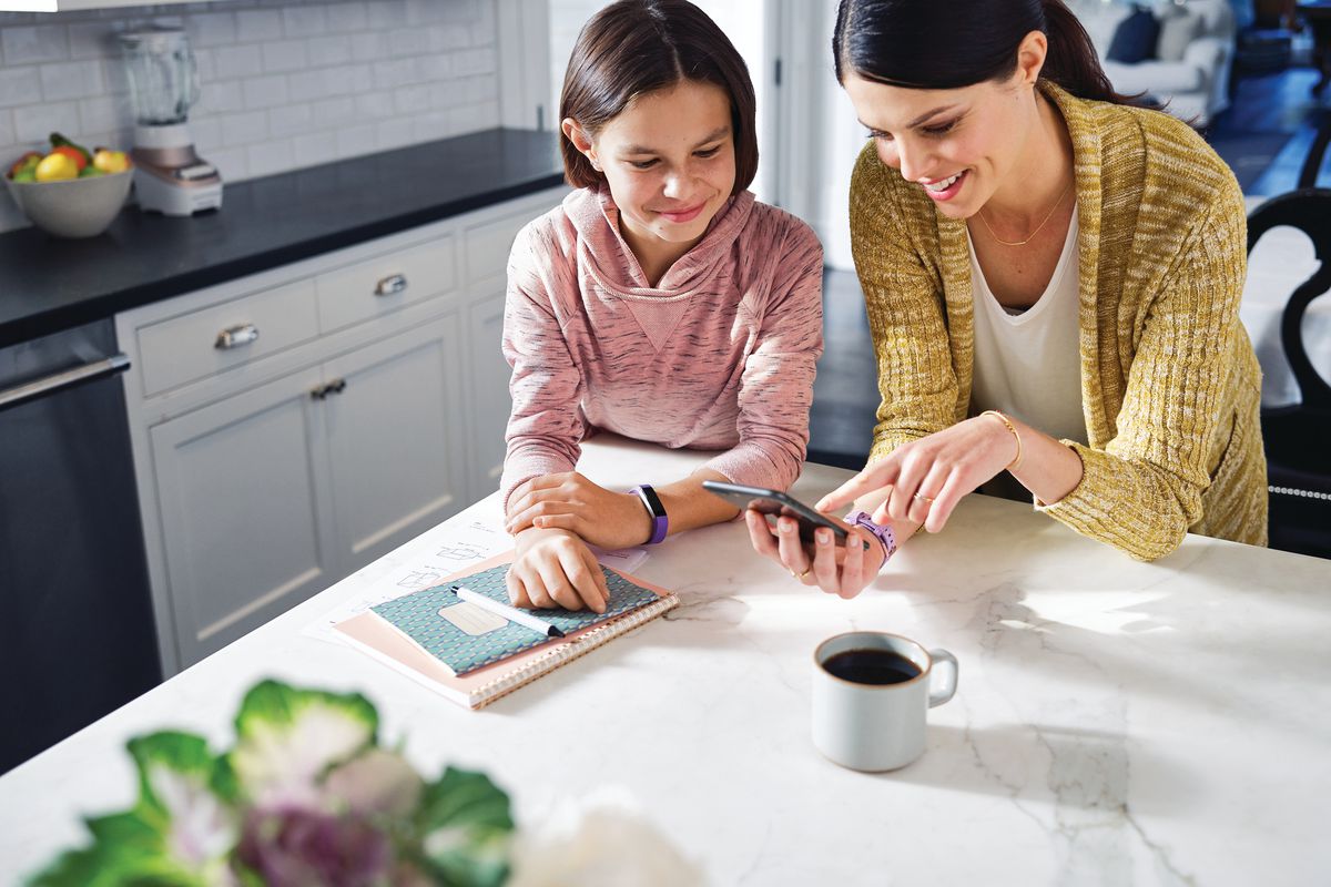 Fitbit lanza Fitbit Ace, para inspirar hábitos saludables en niños y hacer divertido el ejercicio con toda la familia