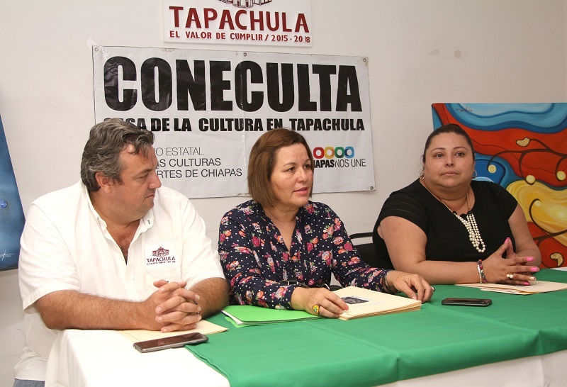 EN REDONDO: Reconocimiento a Norma Arellano, en Tapachula