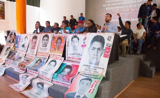 ALFA  OMEGA: Costoso pago el ocultar la verdad de Tlatelolco y de Ayotzinapa