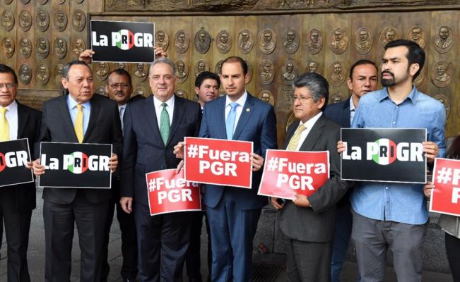 ‘Frente’ pide juicio político contra Elías Beltrán, encargado de la PGR