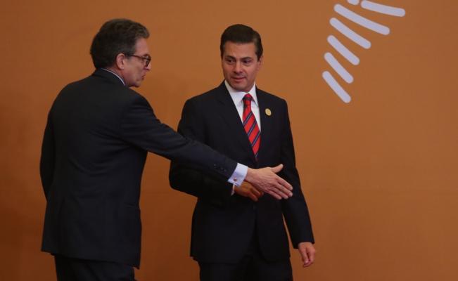 Peña Nieto repudia uso de armas químicas