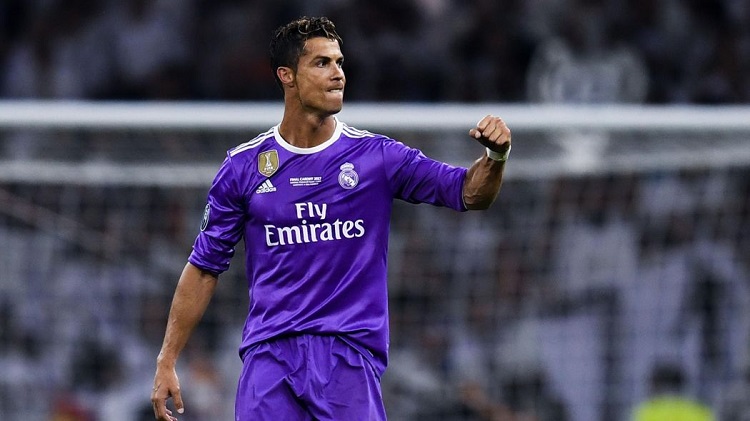 Cristiano Ronaldo marca el gol 500 en historia del derbi español