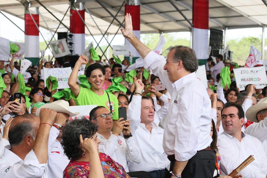 Meade se reúne con cenecistas