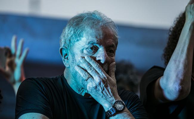 Vence el plazo y Lula no se entregó a la justicia de Brasil