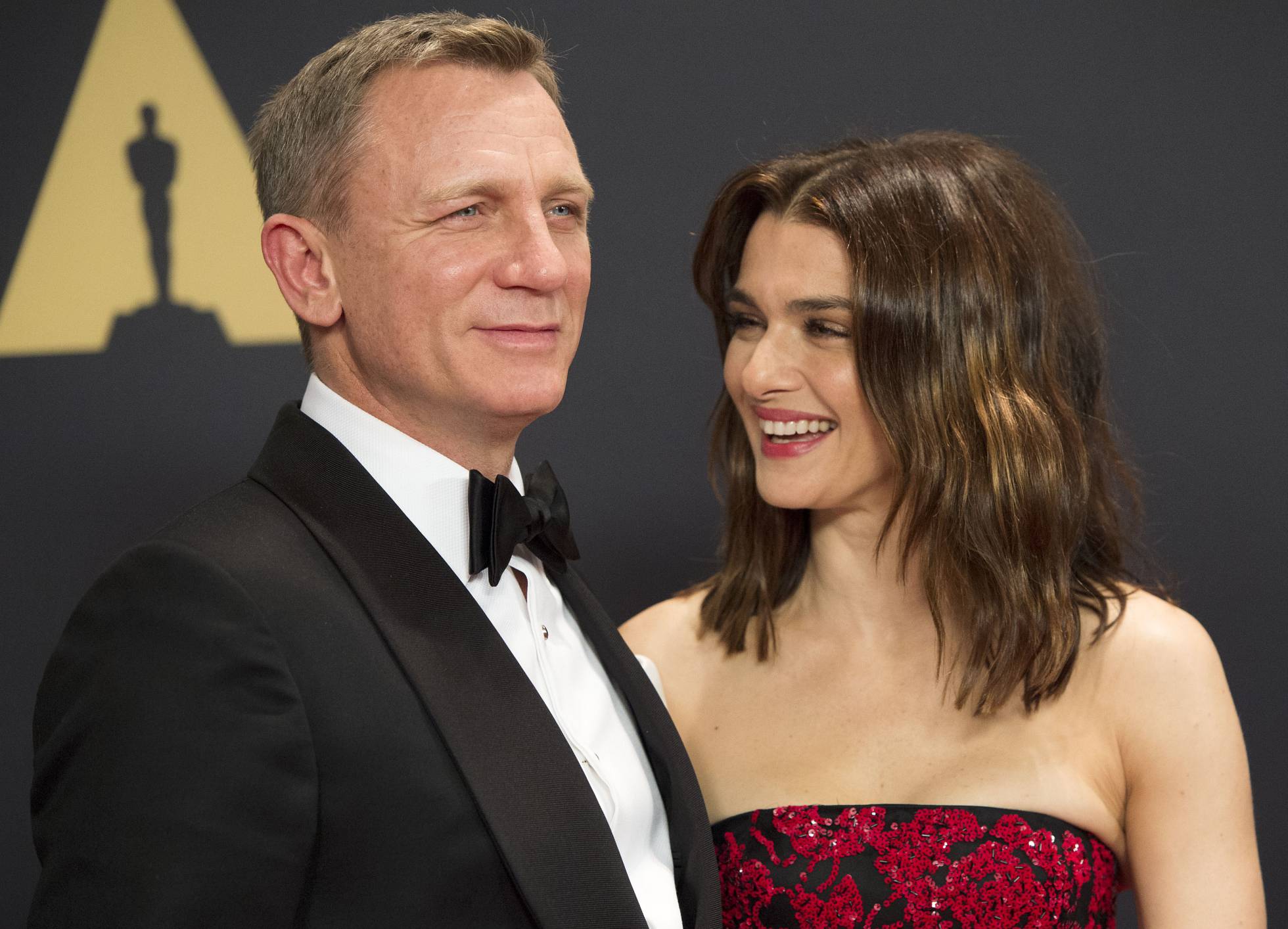 Rachel Weisz espera su primer “humano” con Daniel Craig
