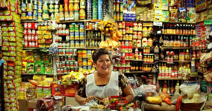 Tiendas de abarrotes la opción más económica para adquisición de la canasta básica alimentaria: Iñaki Landaburu