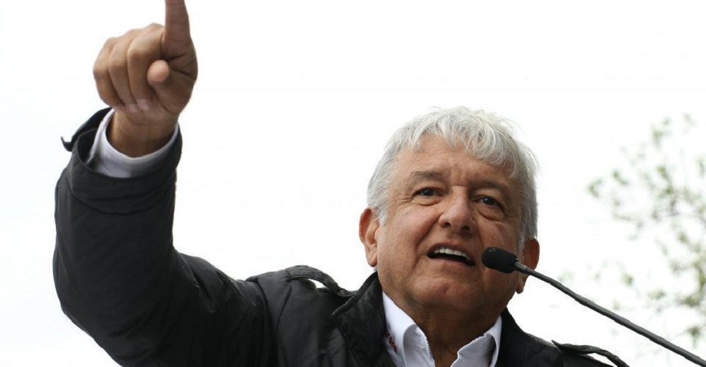 No voy a perder la cabeza, entre más me golpean más digno me siento: AMLO