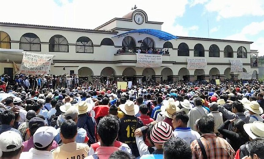 Cancela elecciones municipales por partidos políticos en Oxchuc