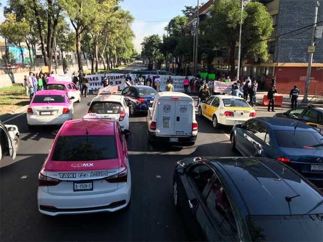 Damnificados del 19-S bloquean Tlalpan; acusan incumplimiento de autoridades