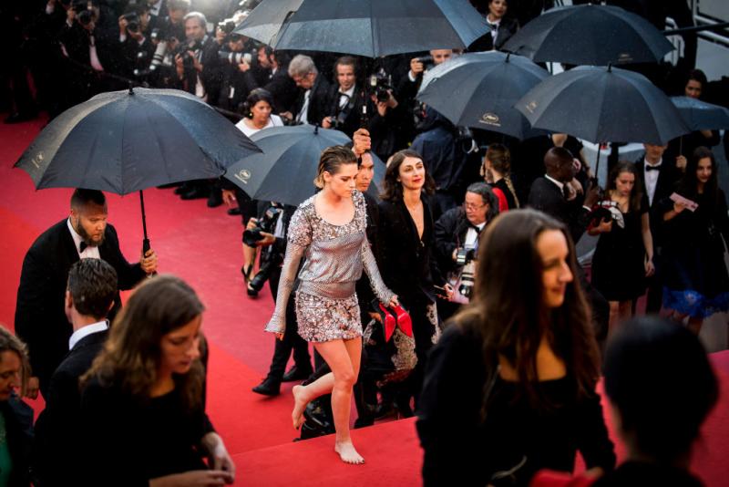 Kristen Stewart se rebela contra el código de vestimenta del Festival de Cannes