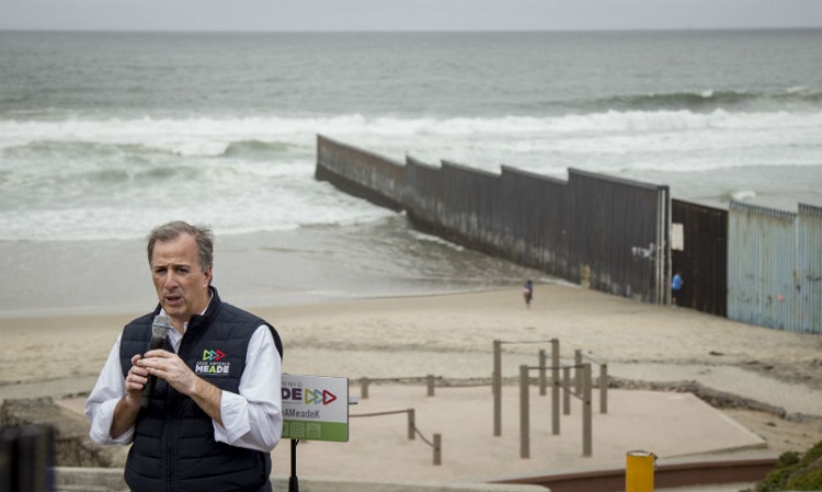 Meade propone muro tecnológico que impida entrada de armas