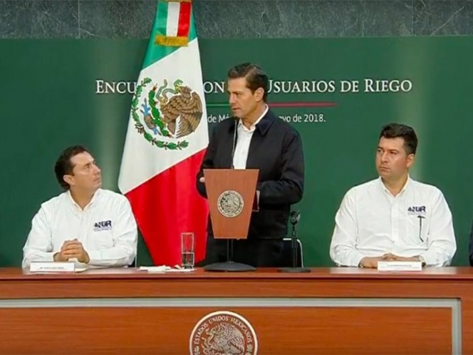 Peña Nieto pide no autoflagelarse y dar justa dimensión a situación económica del país