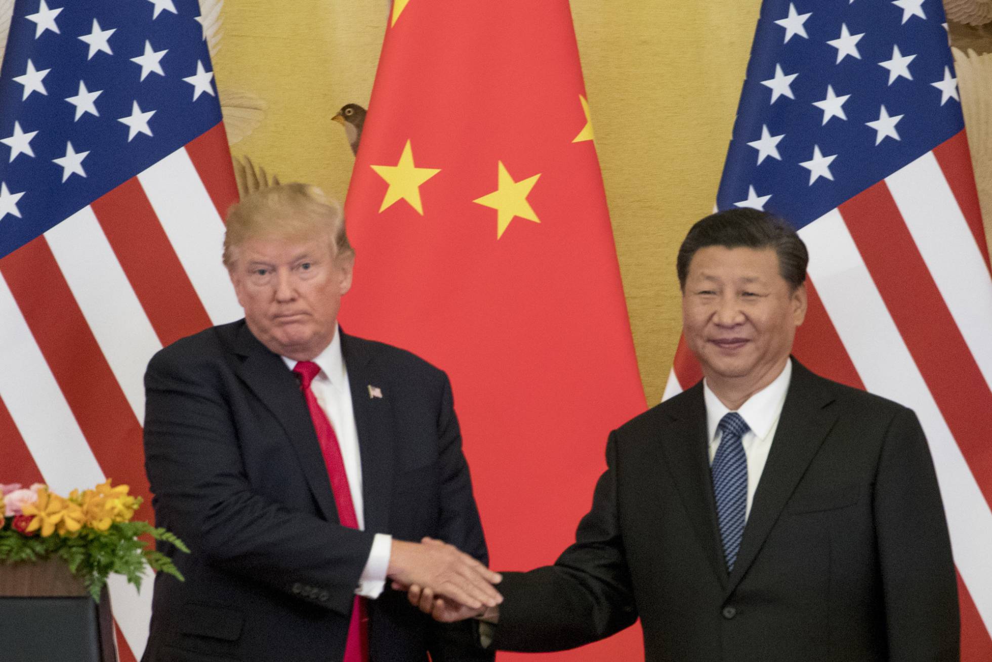 Trump anuncia nuevos aranceles a importaciones tecnológicas chinas