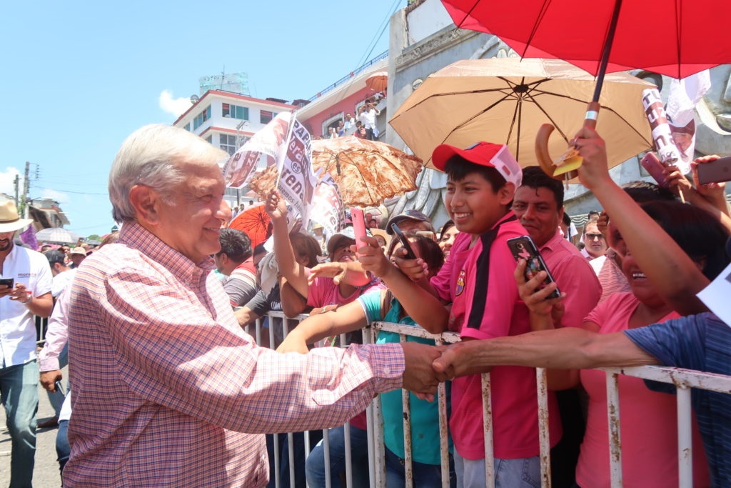 Habrá garantía a la inversión y no se afectará a empresarios: AMLO