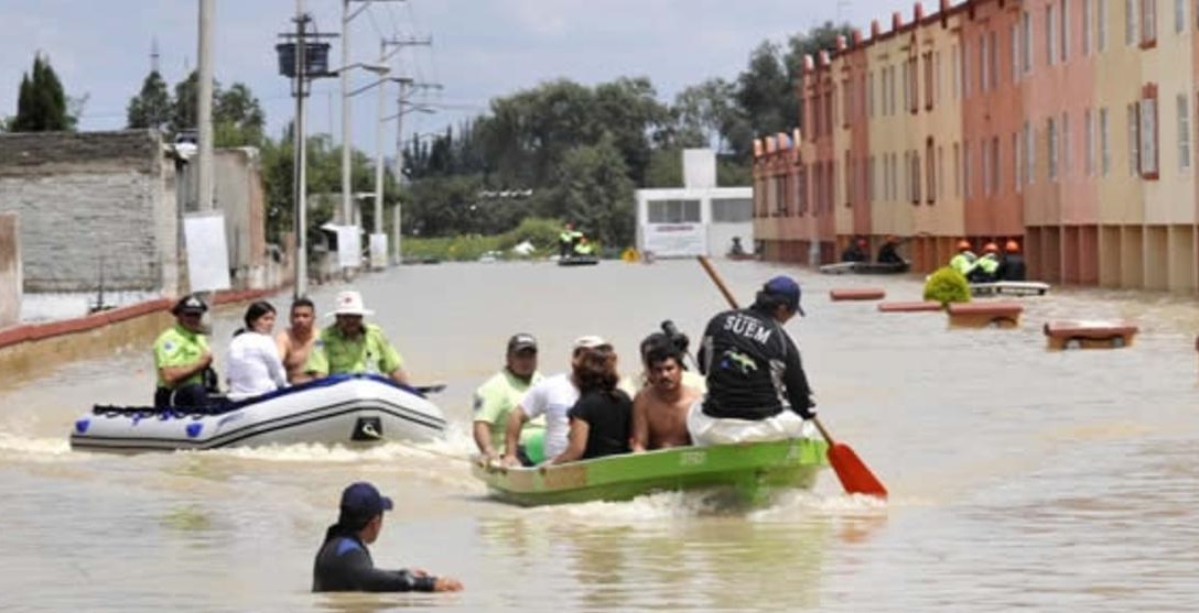 Irresponsabilidad de la 4T pretender desaparecer el FONDEN en plena temporada de huracanes: Karen Quiroga