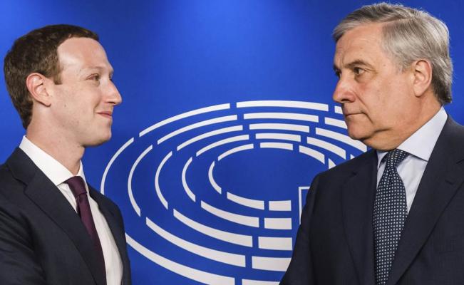 Zuckerberg pide perdón a Parlamento Europeo por robo de datos