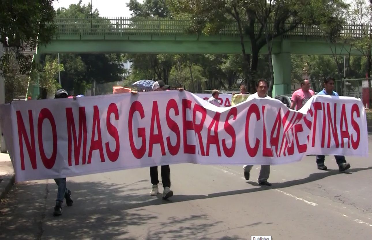 Vecinos de los Reyes la Paz exigen que la SEMARNAT cierre gaseras peligrosas