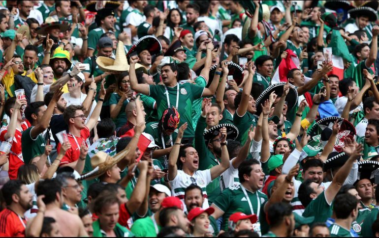 México pierde el trono del grupo F pero clasifica a octavos de final