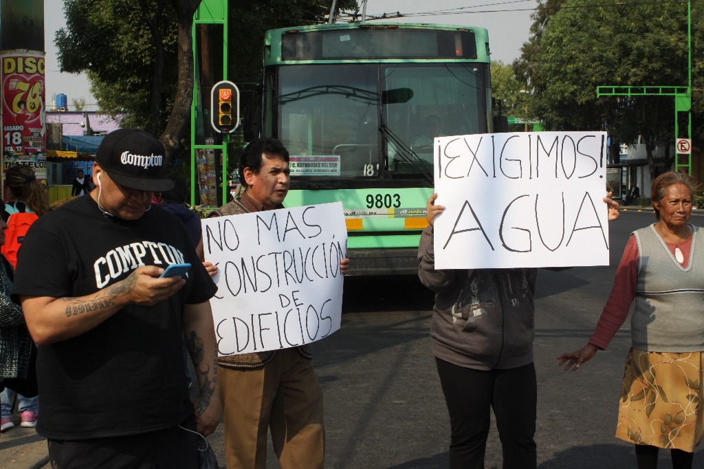 CDMX declara contingencia por falta de agua; repartirá 12 millones de litros de agua