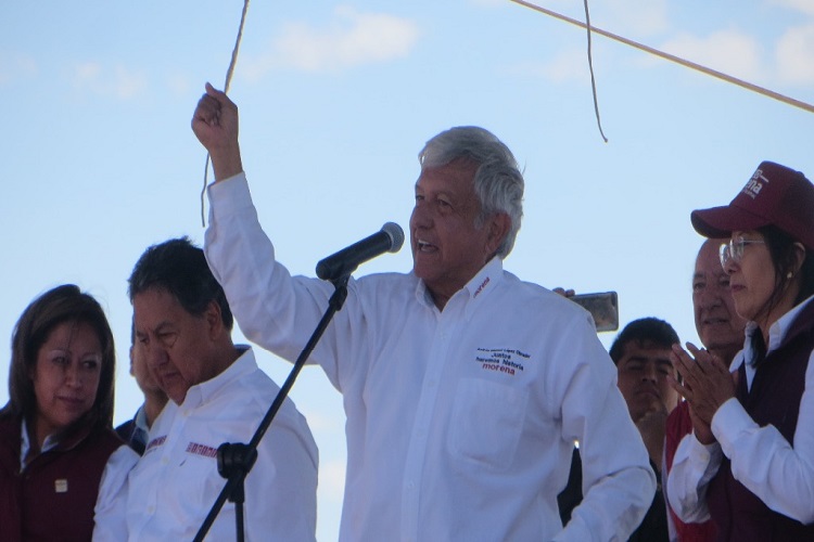 AMLO pide unidad al sector empresarial