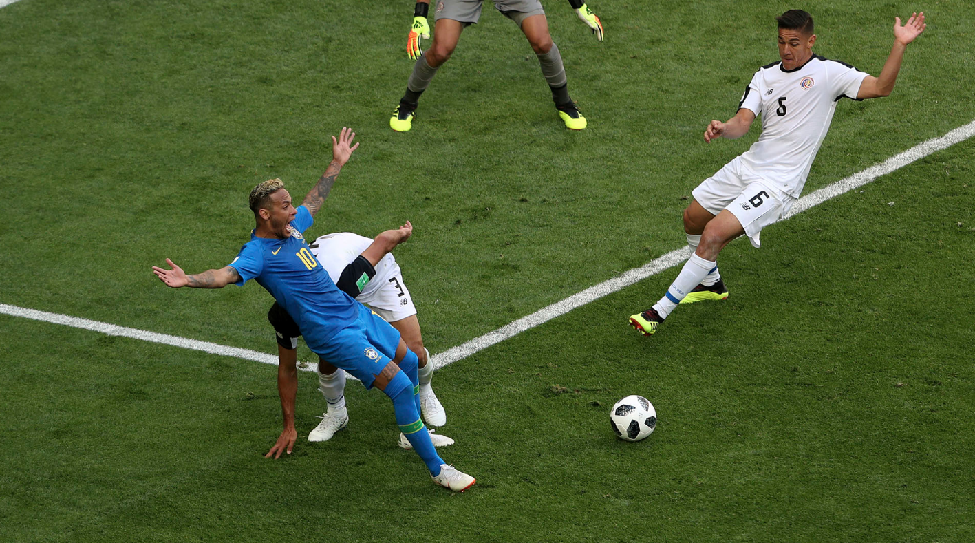 El primer penalti anulado con el VAR en la historia de los mundiales