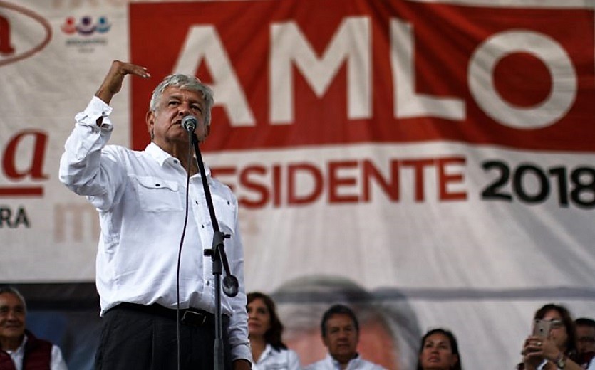 Anuncia AMLO que el 3 de julio pedirá audiencia con Peña Nieto para tratar el tema del aeropuerto