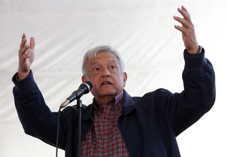 INE ordena detener llamadas anti-AMLO