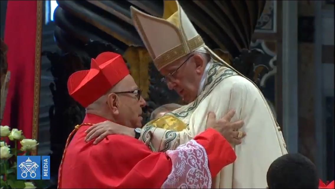 El Arzobispo emérito de Xalapa, Sergio Obeso Rivera, recibe título de cardenal