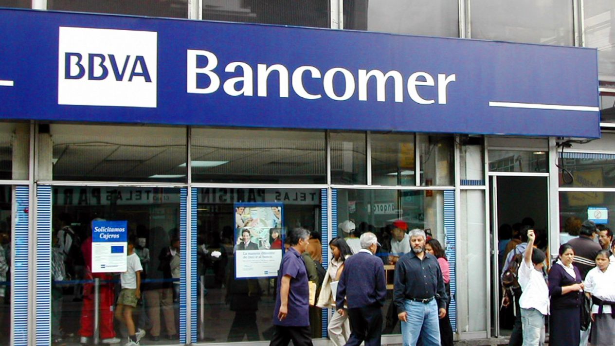 Señalan complicidad de delincuentes y cajeros de Bancomer