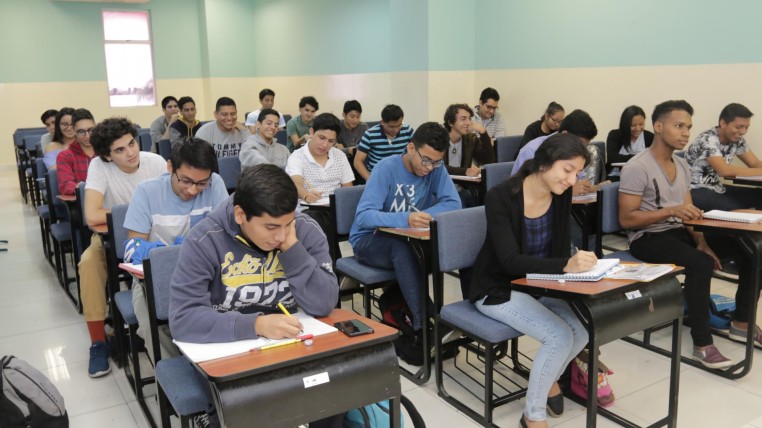 En México la educación superior enfrenta problemas de financiamiento público