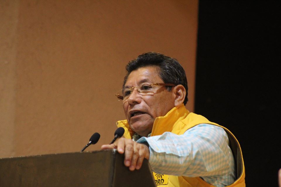Balean a Raymundo Carmona, candidato a presidencia municipal en Oaxaca