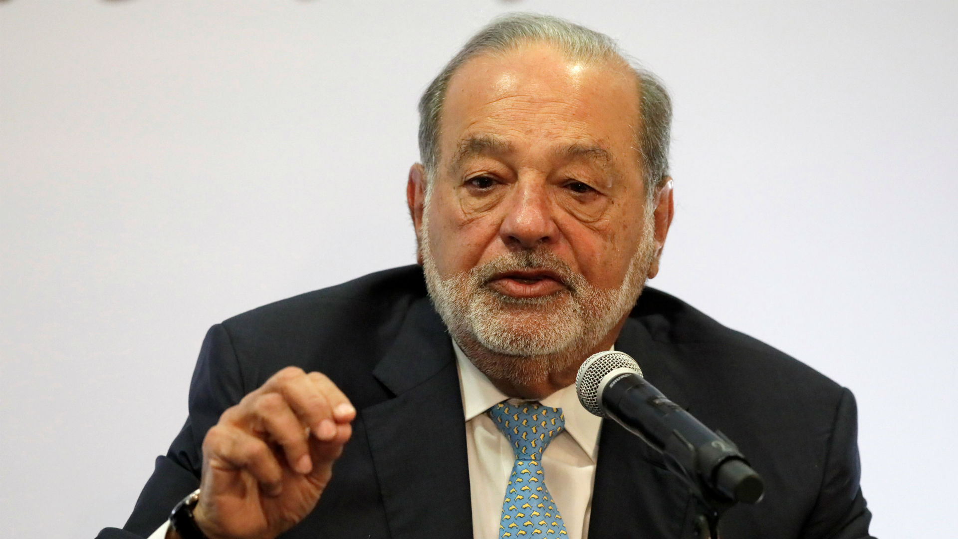 Carlos Slim propone usar materiales mexicanos para ahorrar en costos del nuevo aeropuerto