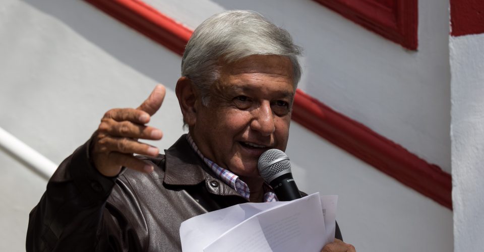 Multa a Morena por fideicomiso es una vil venganza: López Obrador