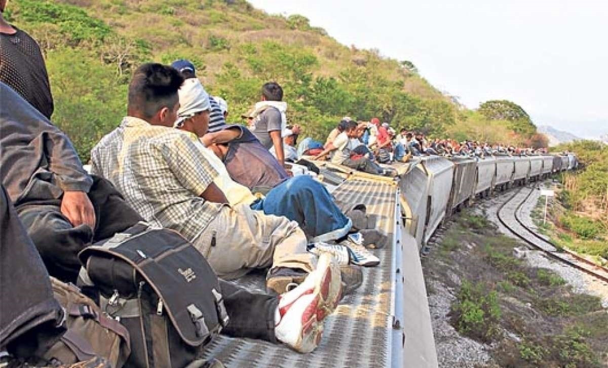 Política migratoria de AMLO debe considerar generar empleos para repatriados: Agenda Migrante