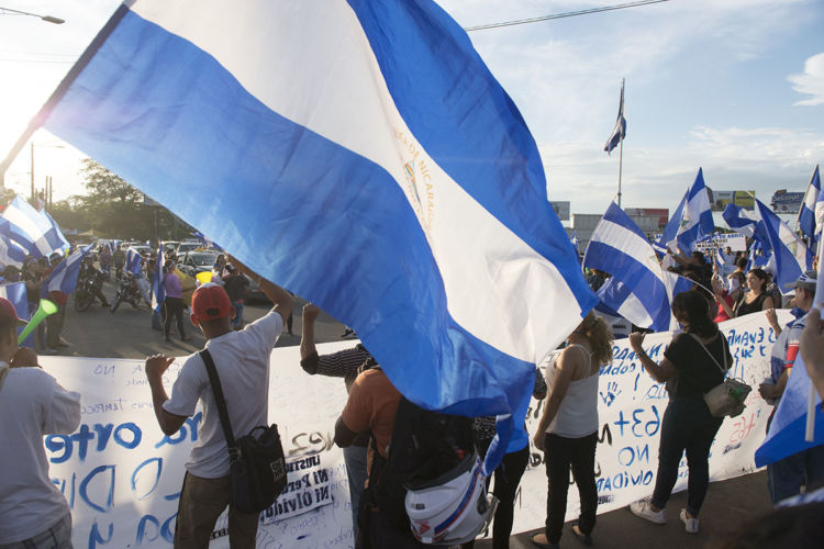 EN REDONDO: Masacre en Nicaragua; Iglesia, el nuevo blanco