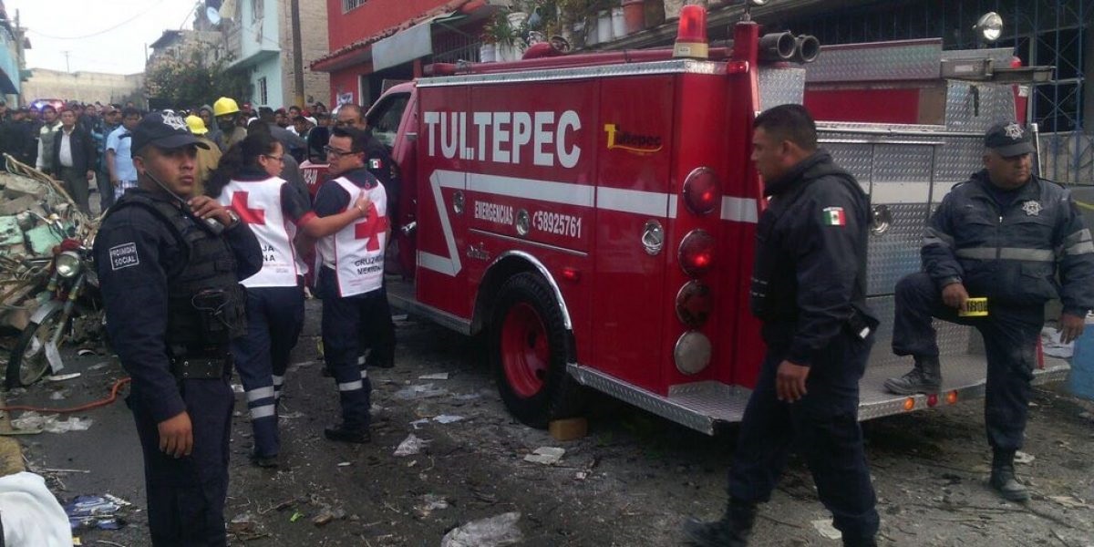 Dan de alta a 13 heridos de la explosión en Tultepec