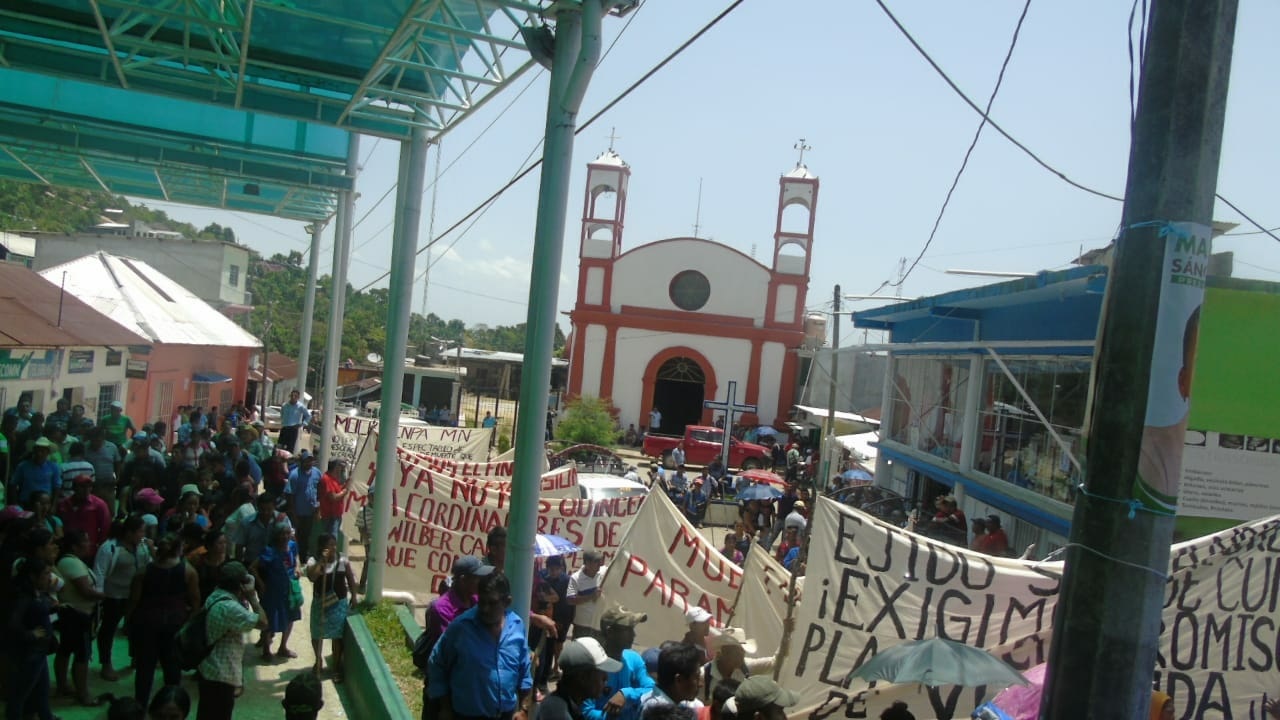 Población de Amatan, Chiapas, repudia a presidente municipal electo