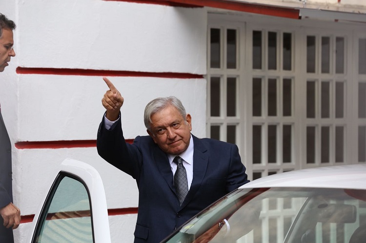 AMLO se reunió con futuros coordinadores estatales